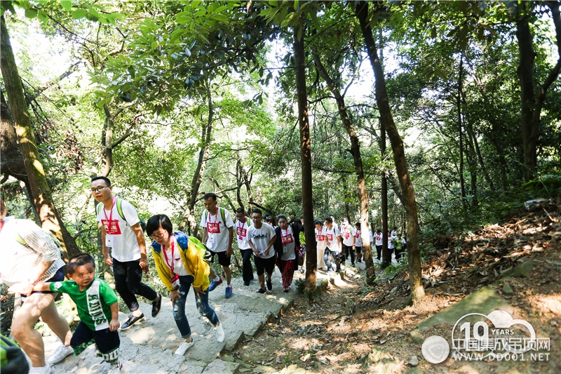 “凝心 聚力 再起航”奧華合伙人19周年感恩回饋盛典暨新品發(fā)布會(huì)——閱盡杭城